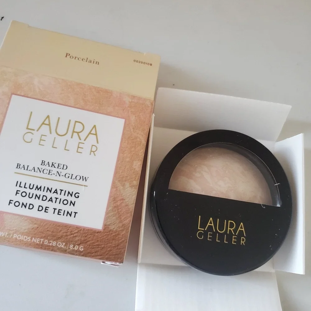 Laura Geller Baked Balance-N-Glow Illuminating Foundation Porcelain .32oz  New